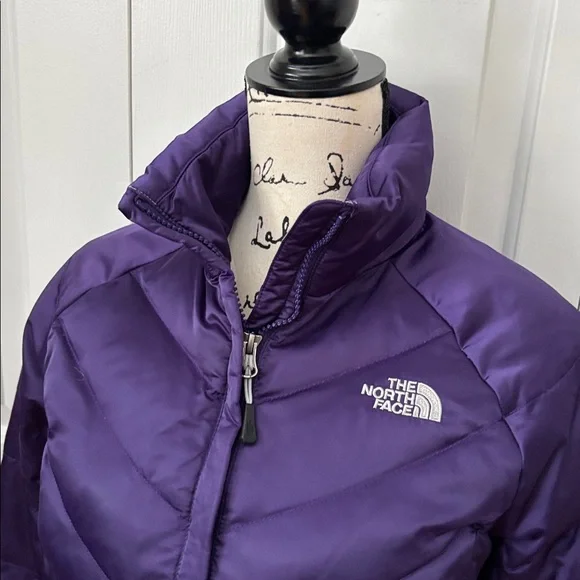 The North Face women’s puffer Aconcagua jacket 550 down purple XS - Picture 2 of 11